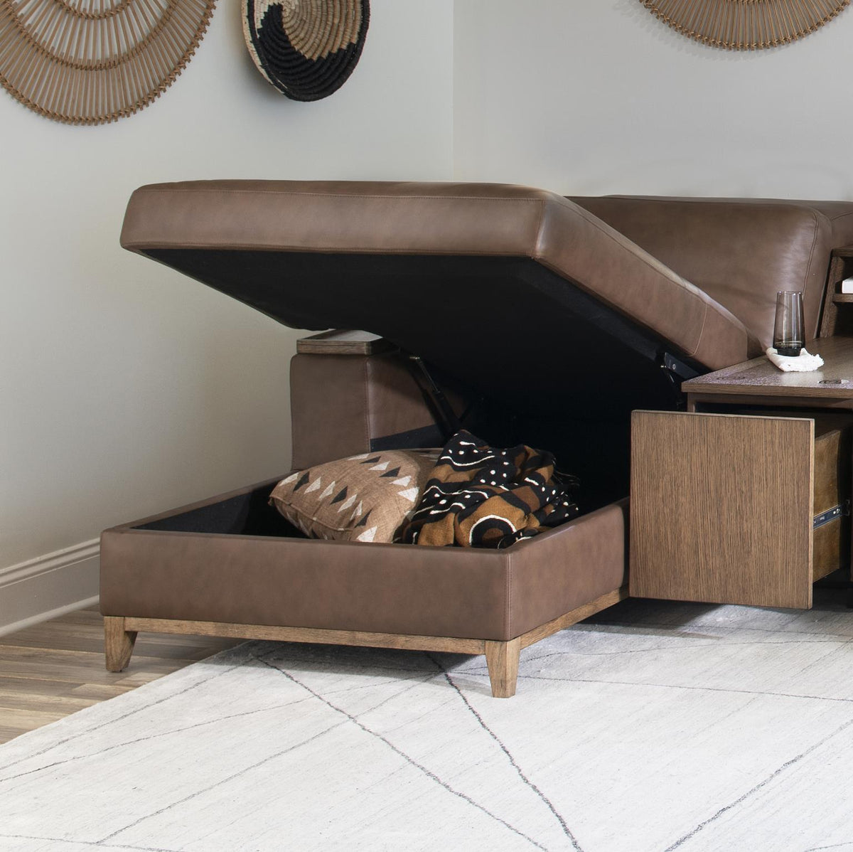 Solana - RAF Storage Chaise - Positano Clay / Warm Oak