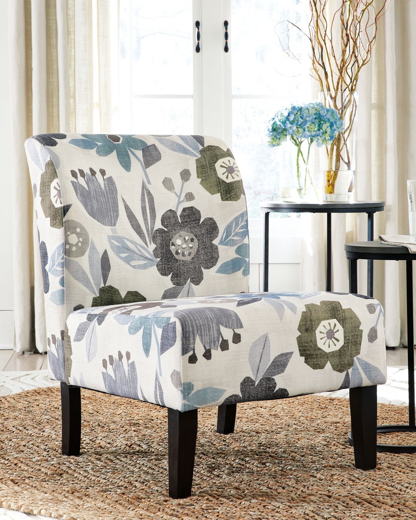 Triptis - Accent Chair - Gray