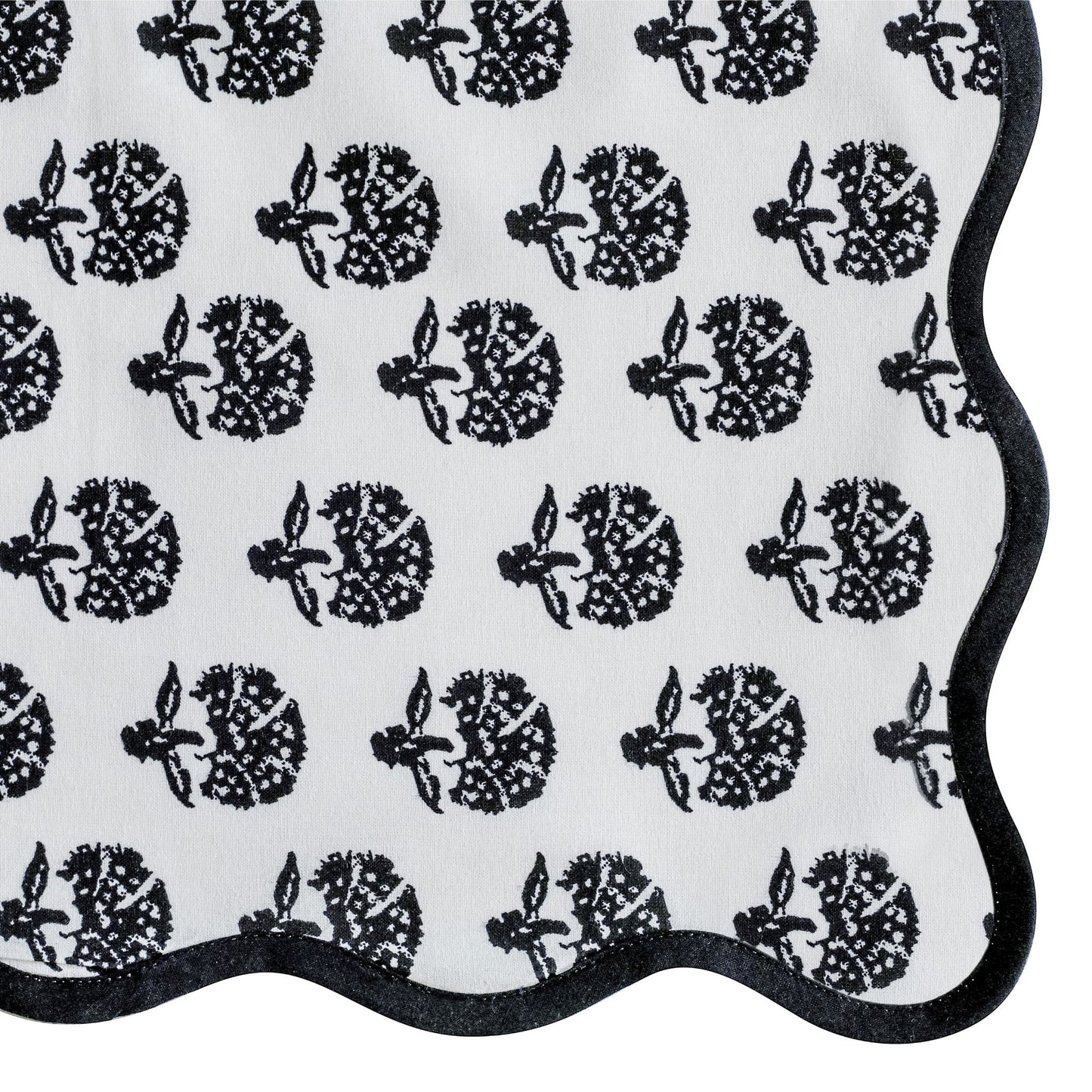 Crissy - Cotton Canvas Printed Napkins (Set of 4) - Black Vintage Floral