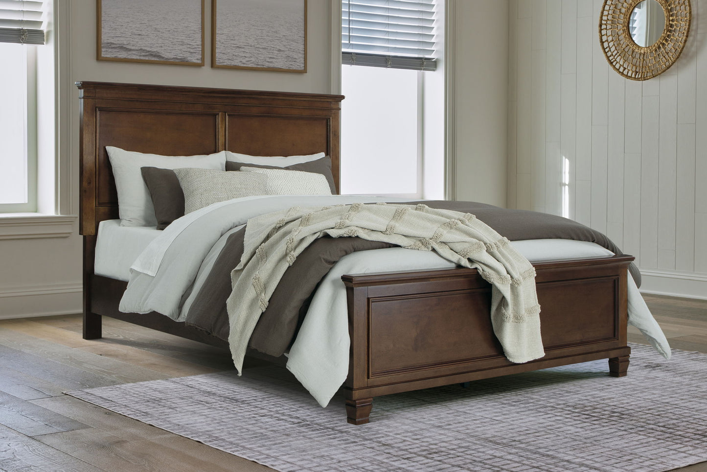 Danabrin - Panel Bed