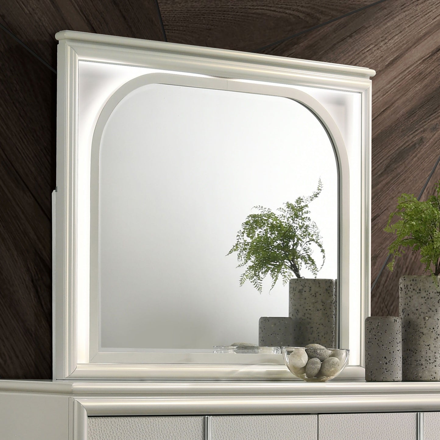 Olivia - LED Dresser Mirror - Pearl White