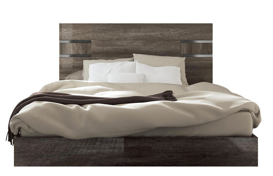 Medea - Bed