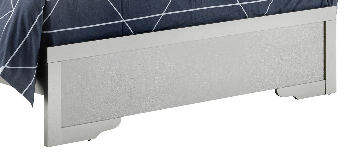 Glory Furniture - Lorana - Bed With LED Headboard