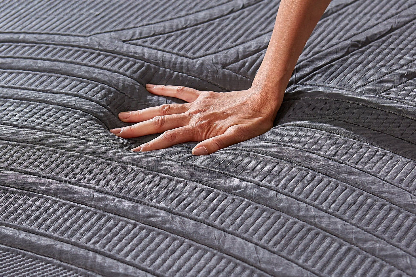 MLILY PowerCool - 2.0 Medium Hybrid Mattress