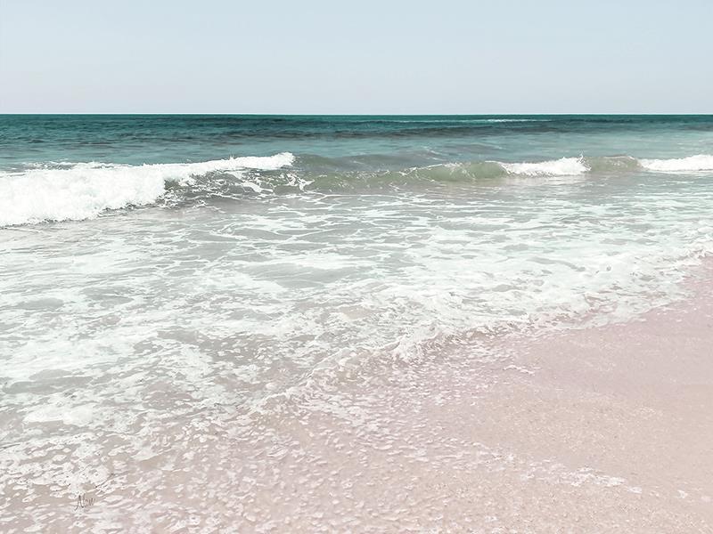 Shoreline Pleasure By Nan (Small) - Light Blue