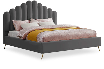 Lily - Bed
