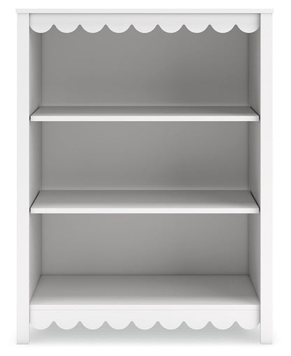 Hallityn - White - Bookcase