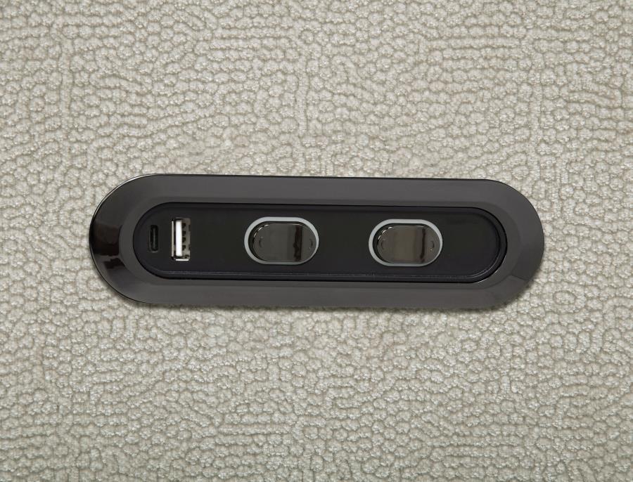 Kennett - Chenille Upholstered Power Reclining Loveseat - Ivory