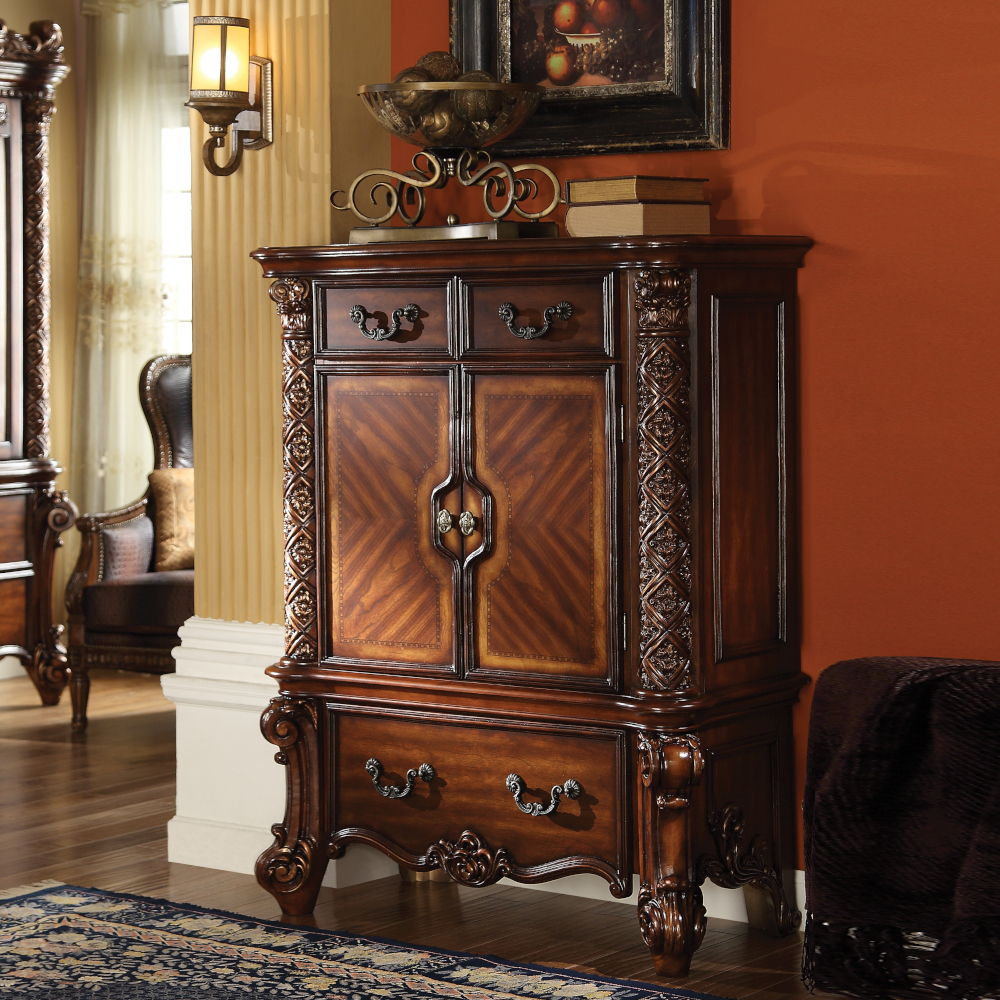 Vendome - Chest