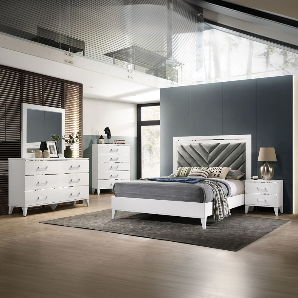 Chelsie - Queen Bed - Gray Fabric & White