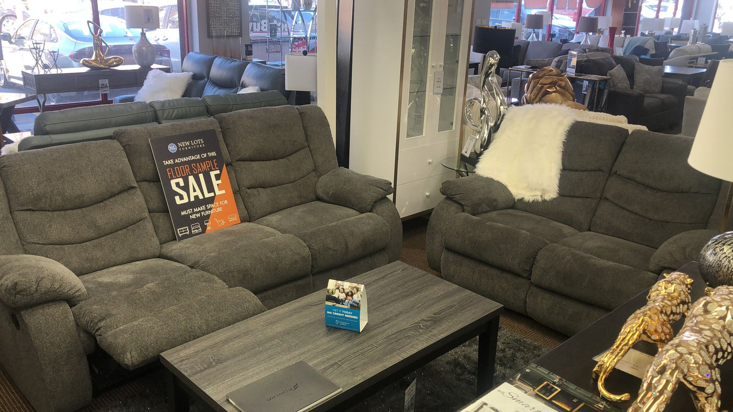 2Pc Reclining Living Room Set -Floor Sample