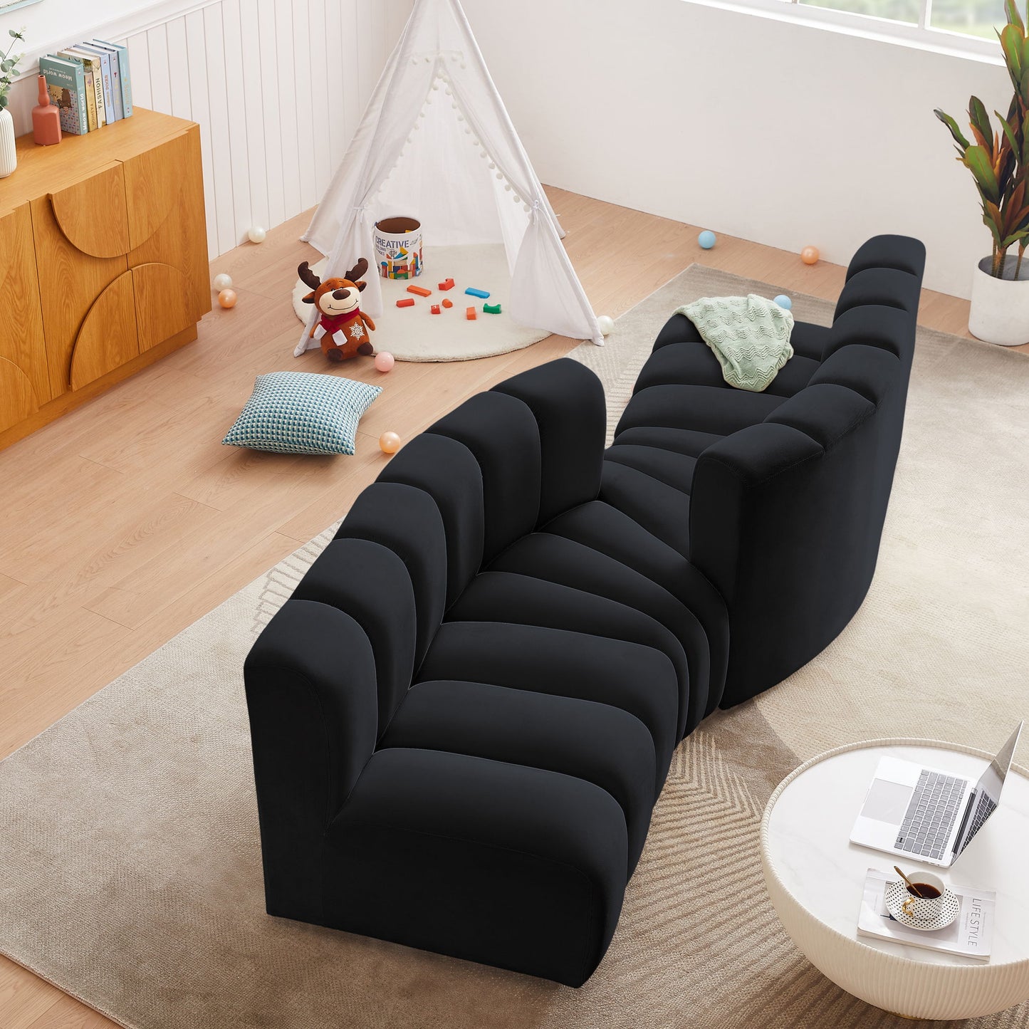 Arc - Velvet 4 Piece Sofa