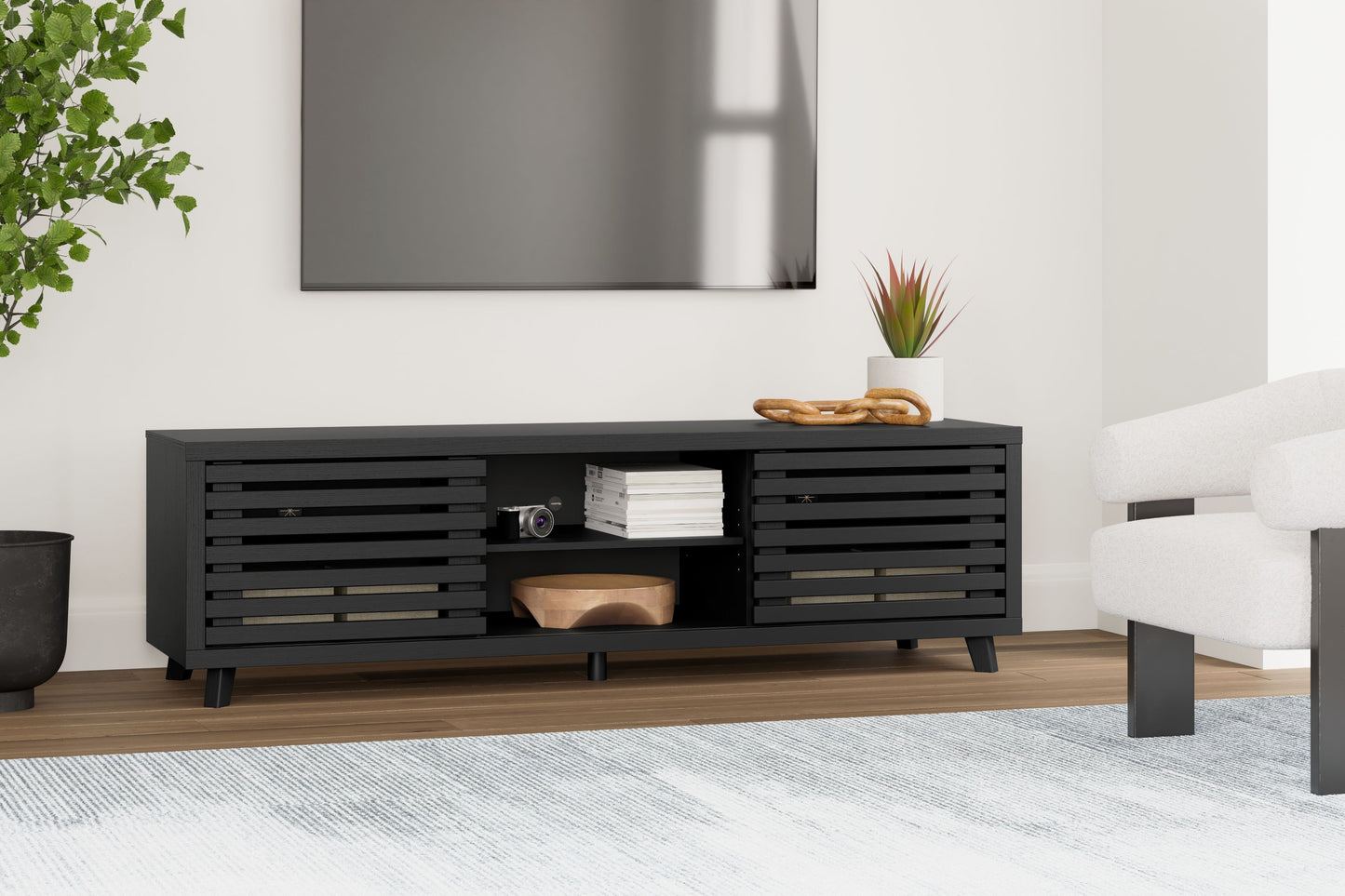 Danziar - Extra Large TV Stand - Black