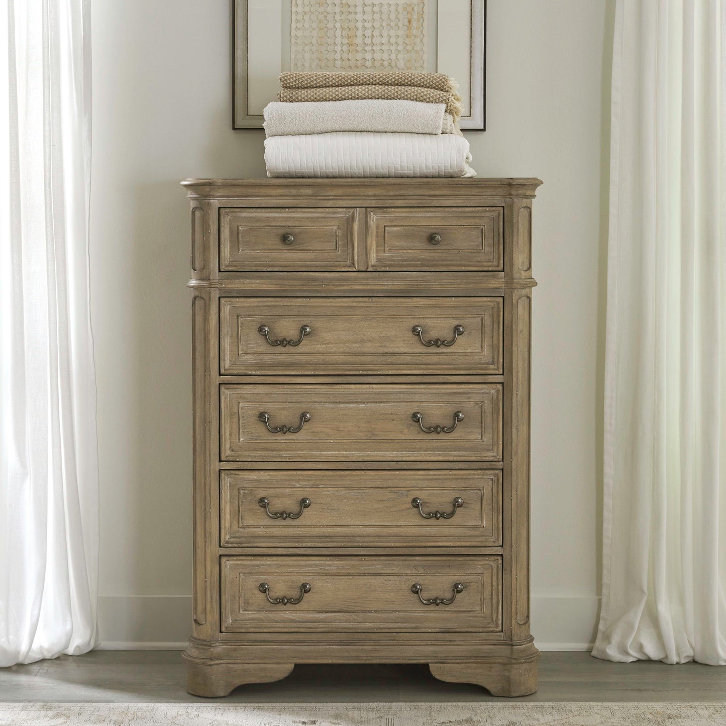 Magnolia Manor - 5 Drawer Chest