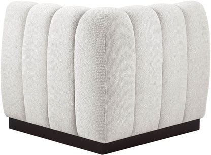 Quinn - Corner Chair