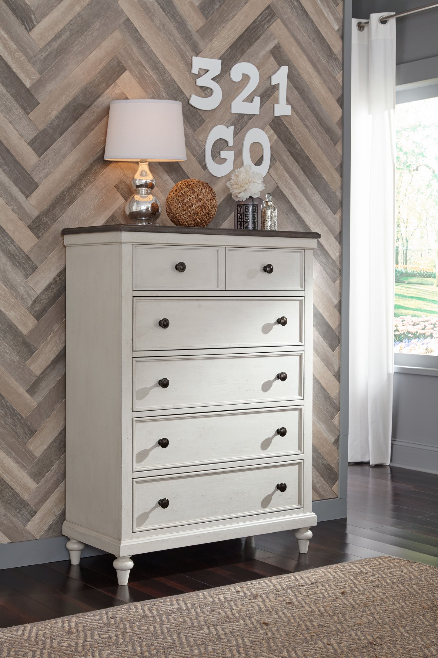 Brookhaven Youth - Drawer Chest - Beige